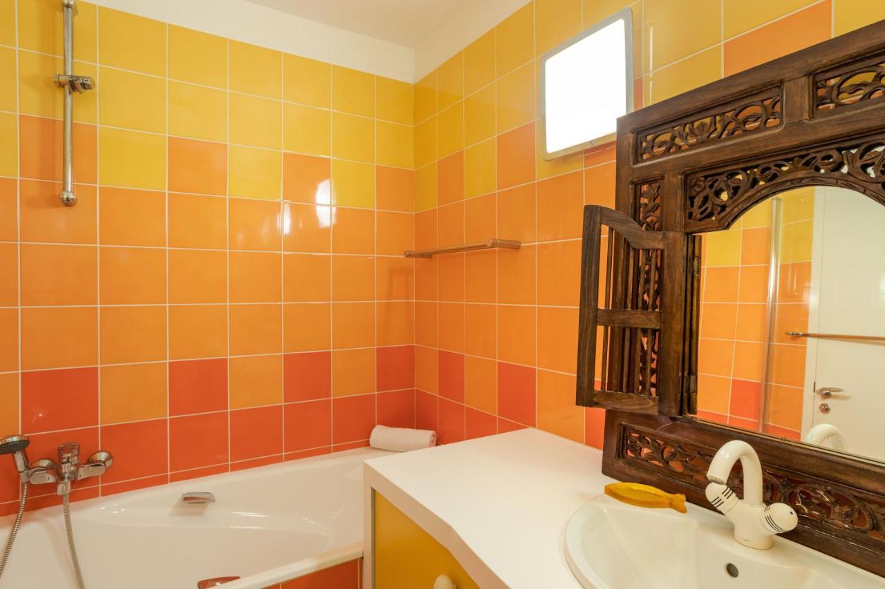 L'Ambassadeur - Magnifique Appartement Dans L'Ancien Hotel Ar Vro Saint-Cast-le-Guildo Exteriör bild